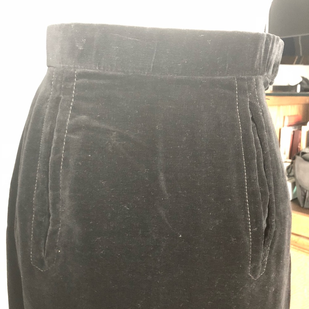 Black velvet long skirt